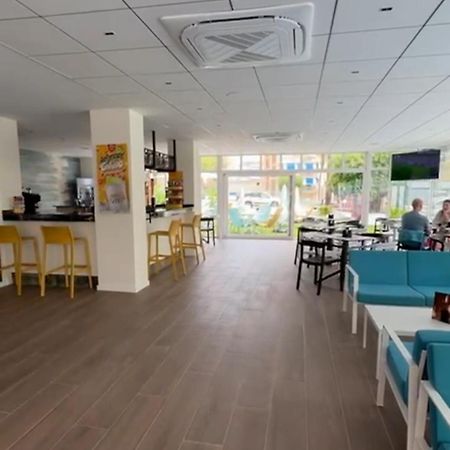Apartamentos De Benidorm, Playa Poniente, Espana ภายนอก รูปภาพ