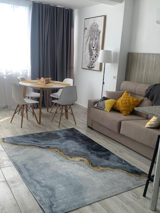 Apartamentos De Benidorm, Playa Poniente, Espana ภายนอก รูปภาพ