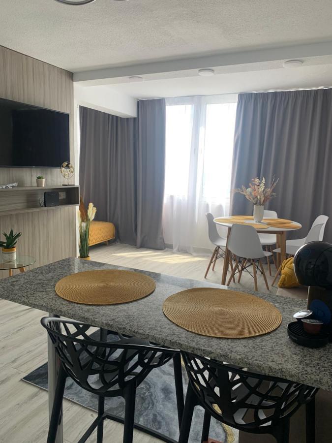 Apartamentos De Benidorm, Playa Poniente, Espana ภายนอก รูปภาพ