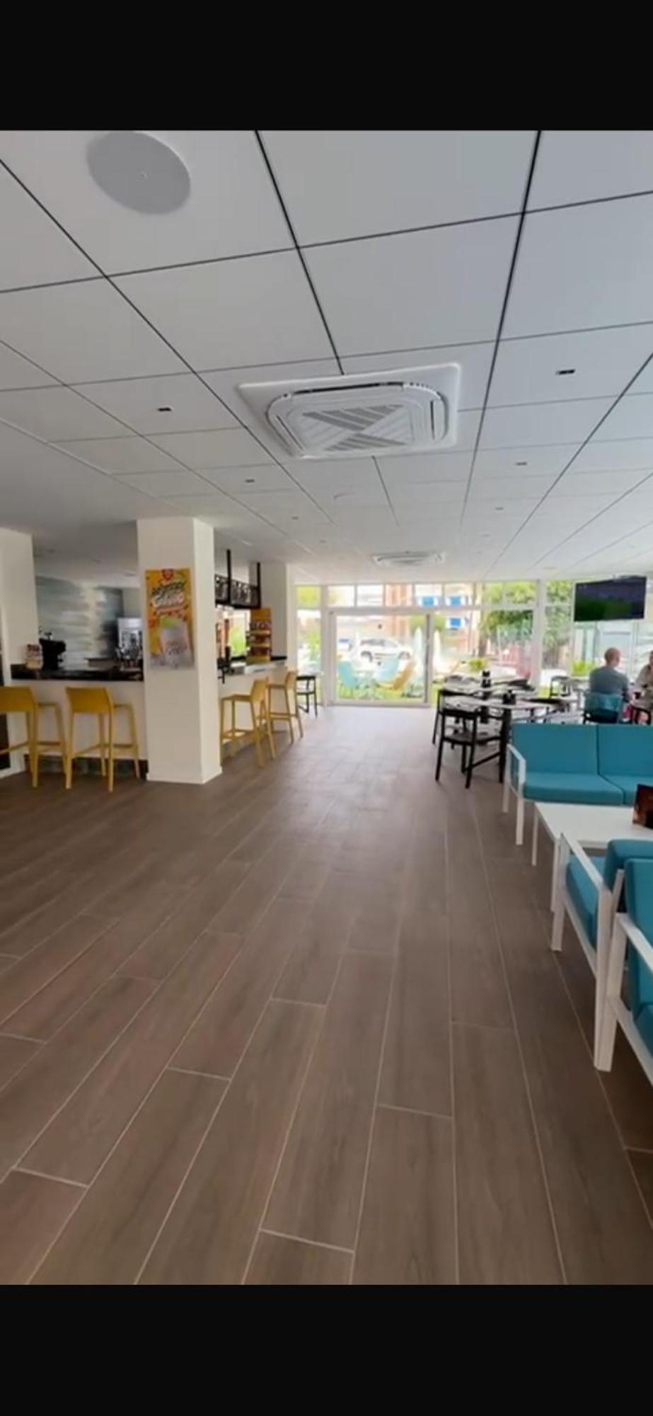 Apartamentos De Benidorm, Playa Poniente, Espana ภายนอก รูปภาพ